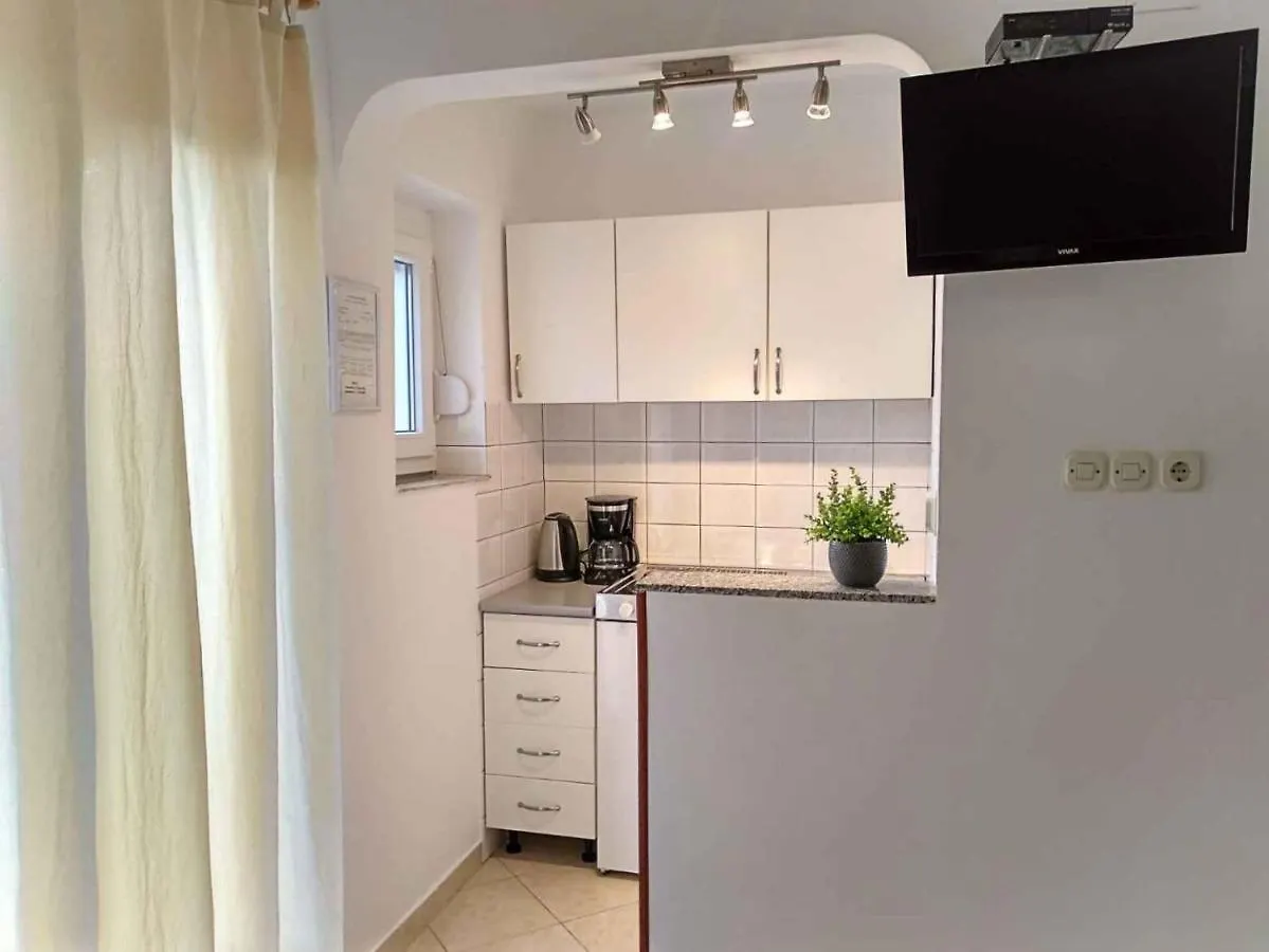 Apartments In Baska - Insel Krk 42192 Croatia