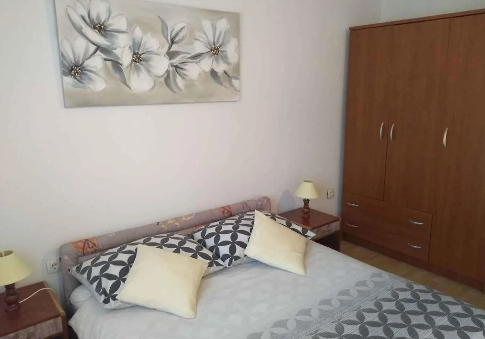 Apartments In Baska - Insel Krk 42192 Baska (Krk)